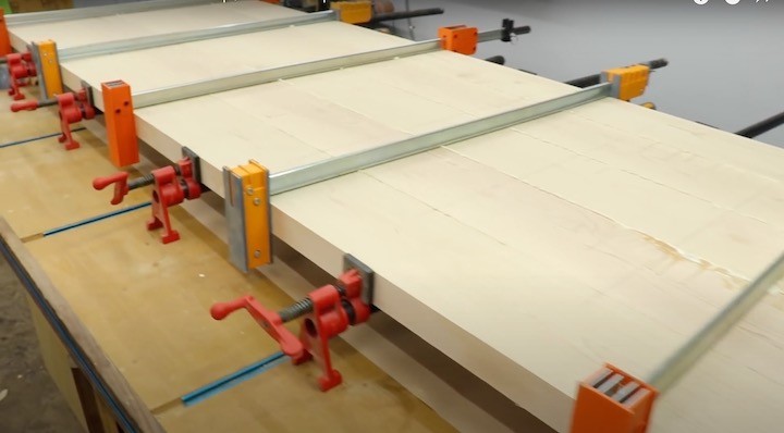 DIY clue frames for lifting desk